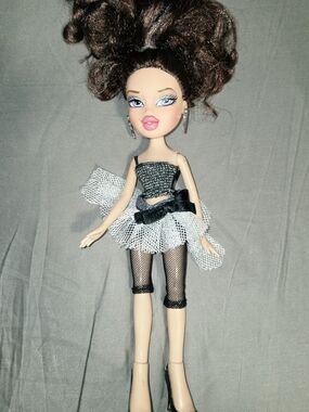 Bratz Doll Party Birthday Bash Phoebe Rare - HTF RARE
